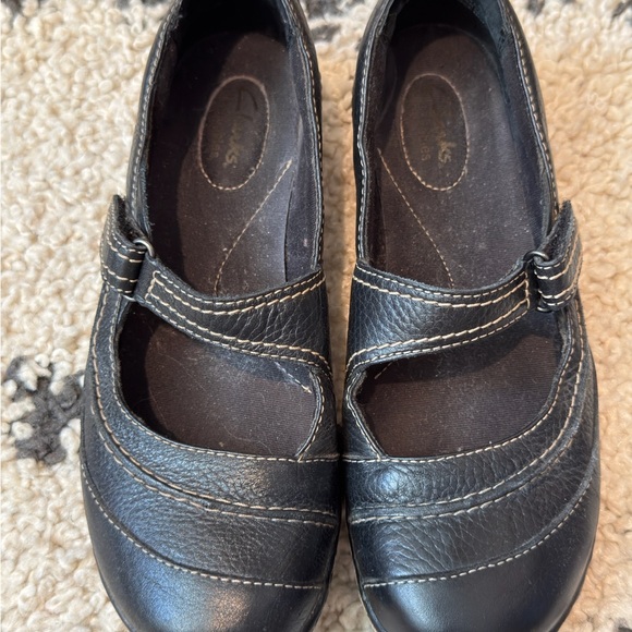 Clarks Women’s Black Leather Mary Jane Comfort Shoes Size 8 - Picture 5 of 7